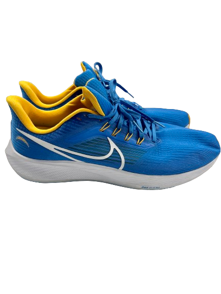 Joshua Kelley Los Angeles Chargers Team Issued "NIKE ZOOM PEGASUS 39" Shoes (Size 13)