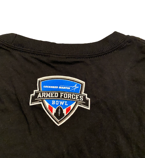 Grant McKinniss Missouri Football Player Exclusive Armed Forces Bowl T-Shirt (Size L)