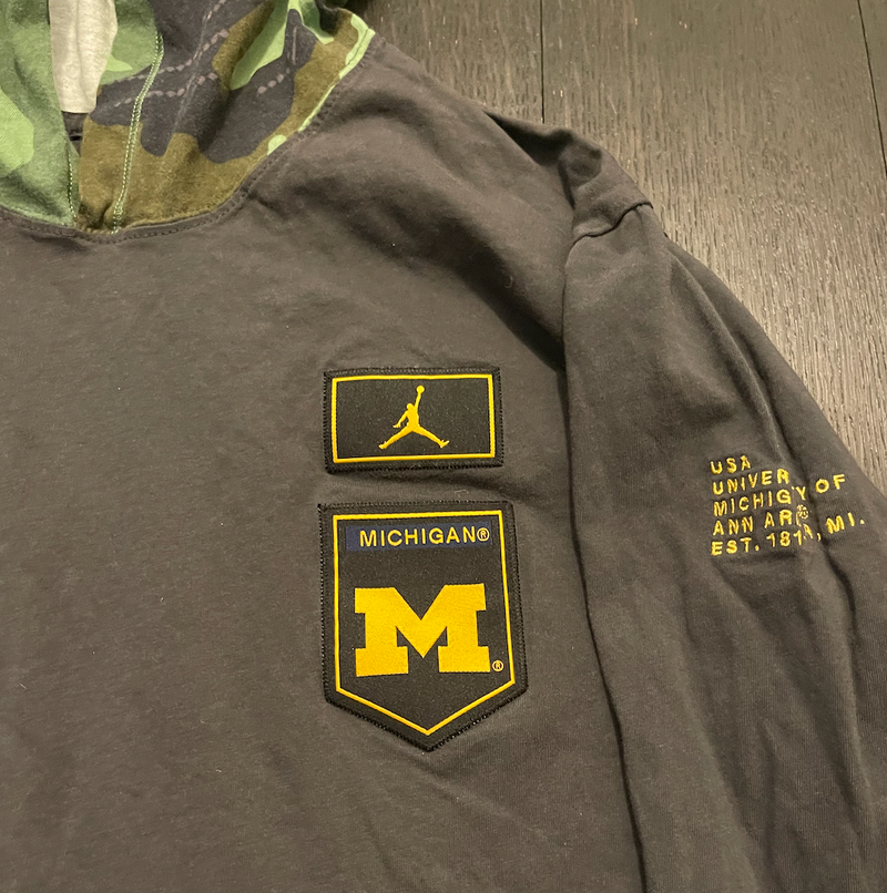 Michigan Football Team Issued Performance Hoodie with Camo Hood (Size L)