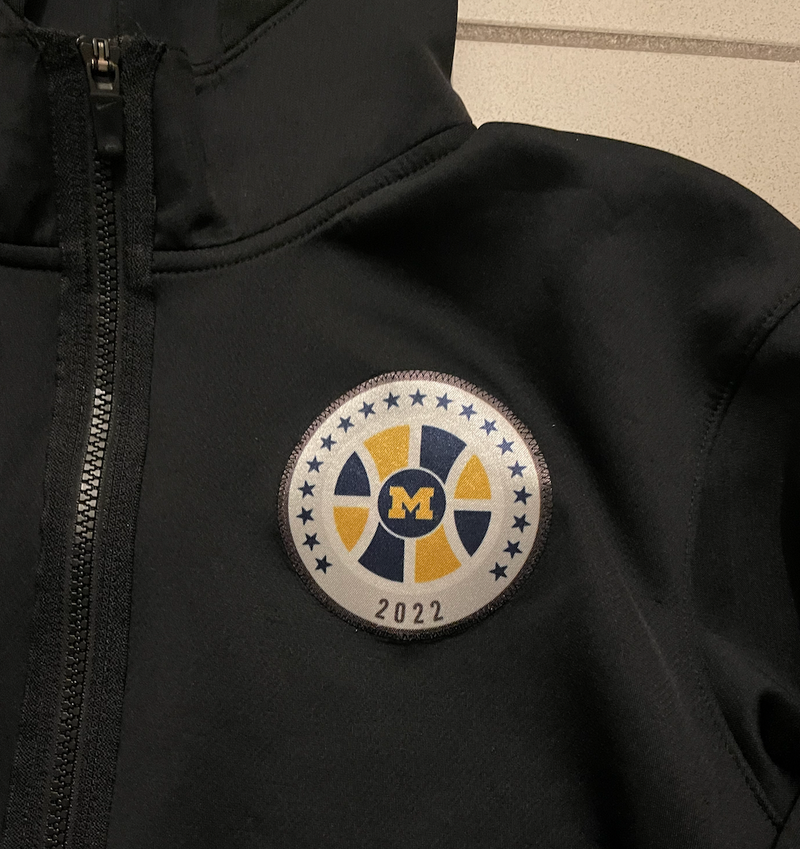 Michigan Basketball Team Exclusive 2022 March BENCH Jacket (Size XL)