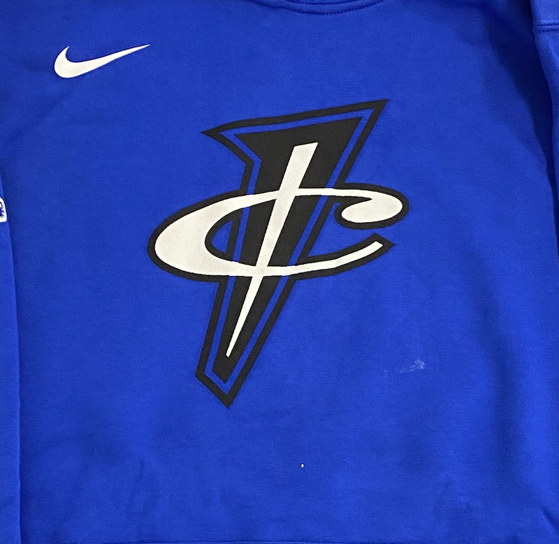 Jahvon Quinerly Memphis Basketball Player Exclusive Sweatshirt with Penny Hardaway Logo (Size XL)