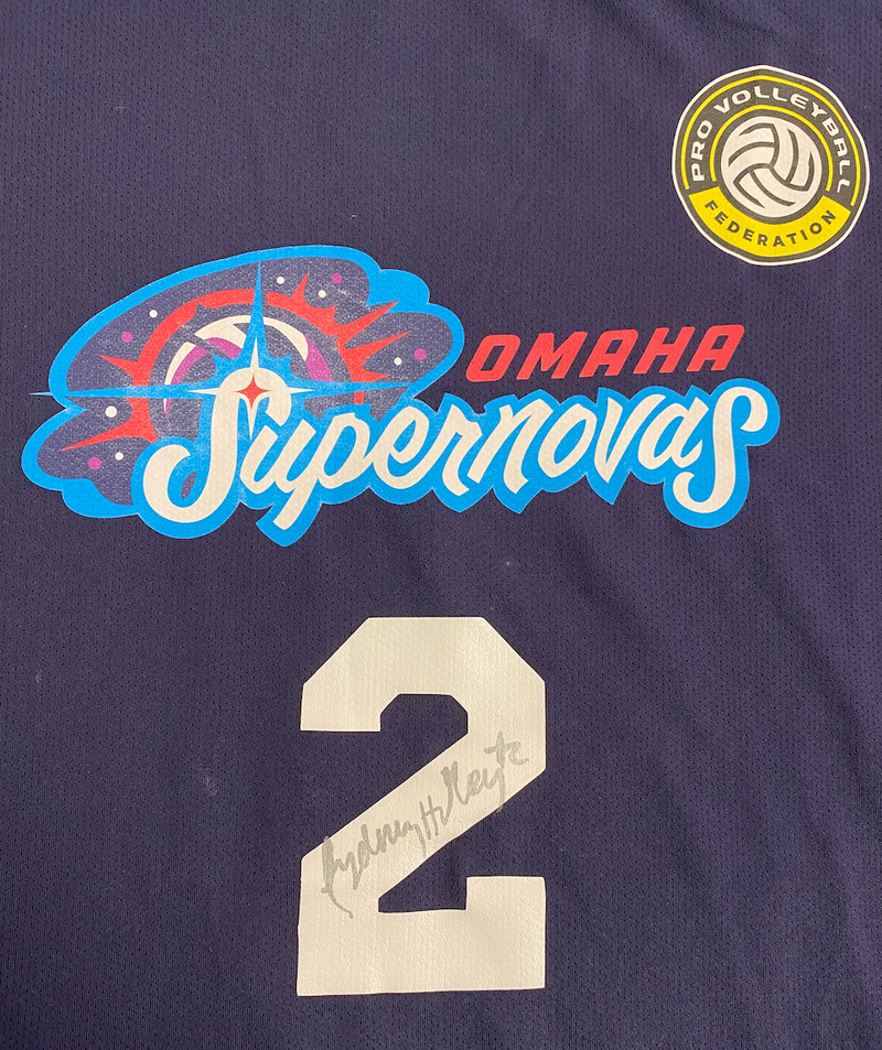 Sydney Hilley Omaha Supernovas SIGNED Player Exclusive Practice Worn Shirt (Size M)