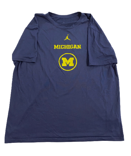 Joey Baker Michigan Basketball Team Issued Workout Shirt (Size XL)