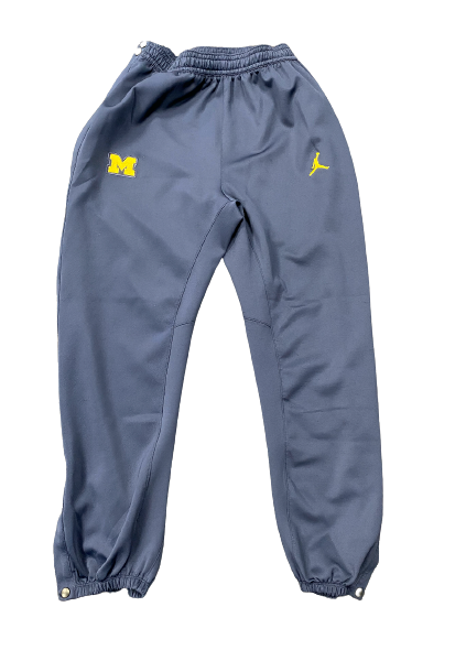 Joey Baker Michigan Basketball Player-Exclusive Warm-Up Snap-Off Sweatpants (Size XLT)