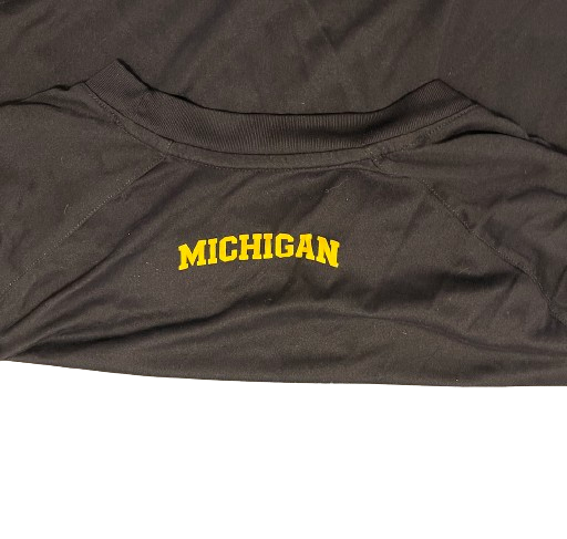 A.J. Henning Michigan Football Player Exclusive Black Long Sleeve Shirt with "MICHIGAN" on Back (Size L)