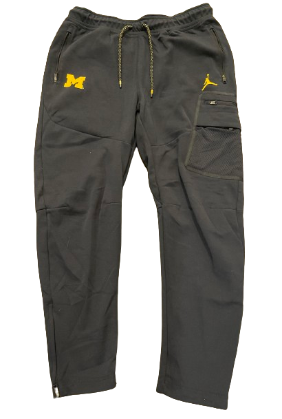 A.J. Henning Michigan Football Player Exclusive Sweatpants (Size L)