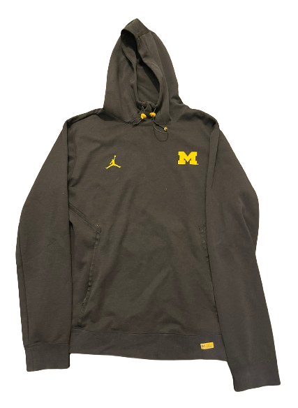 A.J. Henning Michigan Football Player Exclusive Black Travel Sweatshirt (Size L)