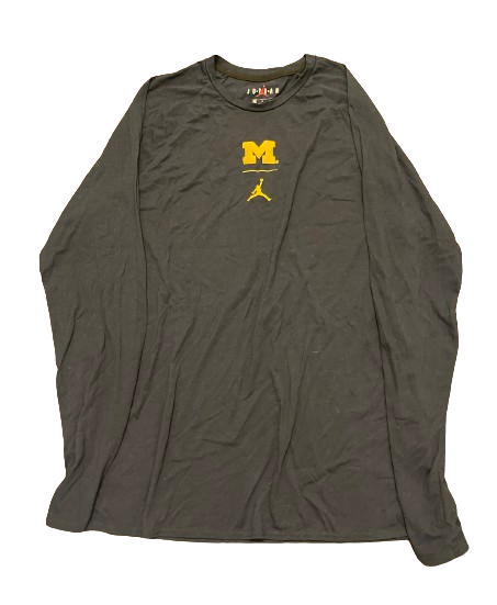 A.J. Henning Michigan Football Player Exclusive Long Sleeve Workout Shirt (Size L)