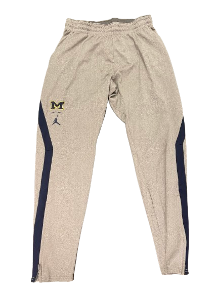 Michigan Football Team Issued Travel Sweatpants (Size L)