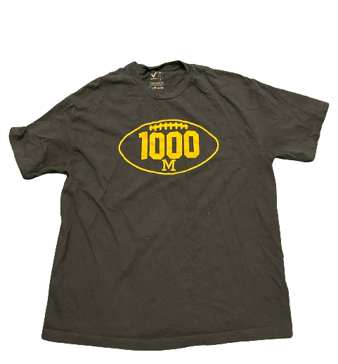 Darrius Clemons Michigan Football "1000 WINS" T-Shirt (Size XL)