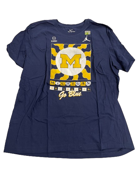 Alan Bowman Michigan Football Team Issued College Football Playoff Locker Room T-Shirt (Size XL)