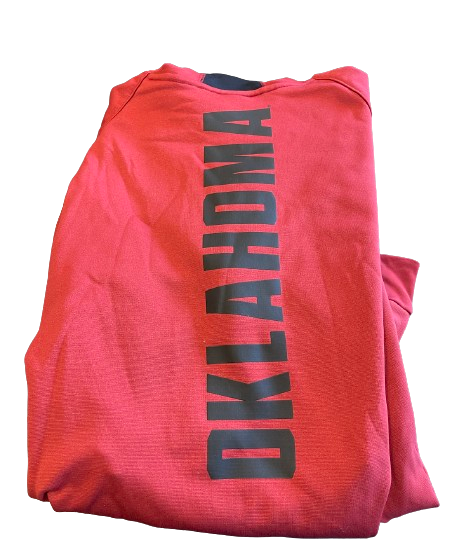 Oklahoma Football Team Issued Travel Sweatshirt (Size XL)