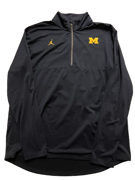 Michigan Basketball Team Exclusive Coach&