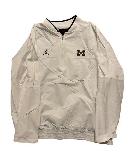 Michigan Basketball Team Exclusive Coach&