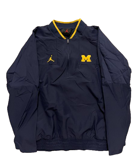 Michigan Football Team Exclusive Sideline Quarter-Zip Jacket (Size XL)
