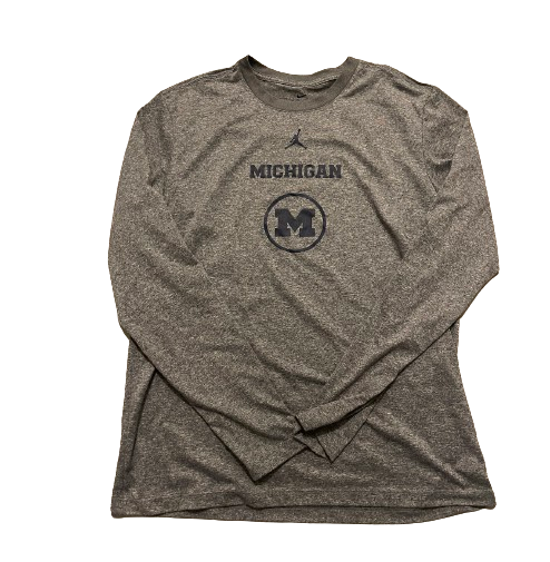 Michigan Basketball Team Issued Long Sleeve Workout Shirt (Size L)
