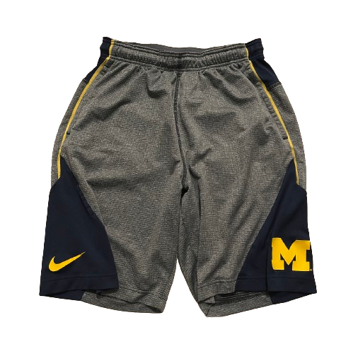 Michigan Basketball Team Issued Workout Shorts (Size M)