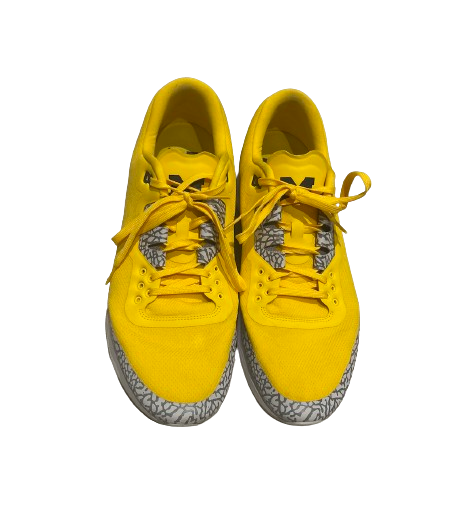 Michigan Football Team Exclusive "Jordan Run" Shoes (Size 15)
