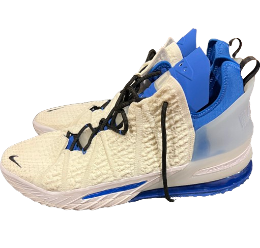 Kyle Filipowski Duke Basketball Player Exclusive LeBron XVIII Shoes The Players Trunk