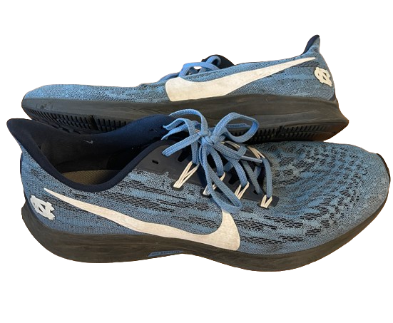 Justin Pierce North Carolina Basketball Team Issued "Air Zoom Nike Pegasus 36" Shoes (Size 13)