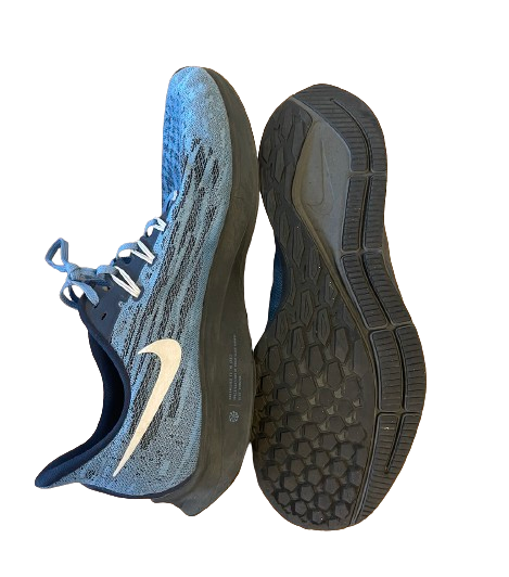 Justin Pierce North Carolina Basketball Team Issued Air Zoom Nike Peg The Players Trunk