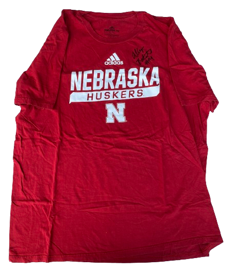 Ally Batenhorst Nebraska Volleyball Team Issued Signed Workout Shirt (Size XL)