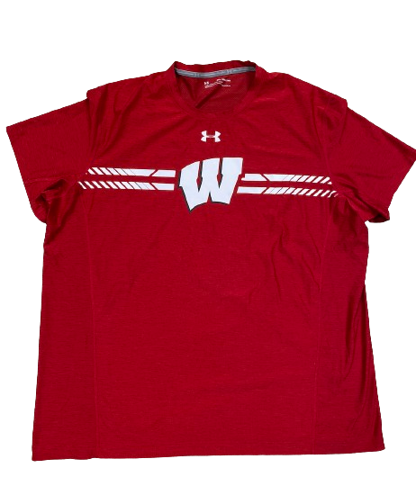 Wisconsin Basketball Team Issued Workout Shirt (Size XXL)