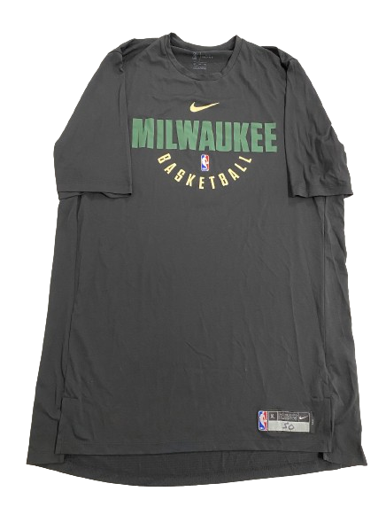 Thomas Welsh Milwaukee Bucks Player Exclusive Workout Shirt (Size XLT)