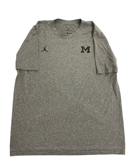 Jackson Selvala Michigan Basketball Team Issued Workout Shirt (Size XL)