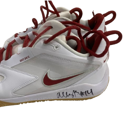 Ally Batenhorst USC Volleyball SIGNED Team Issued Game Shoes (Size 10.5)
