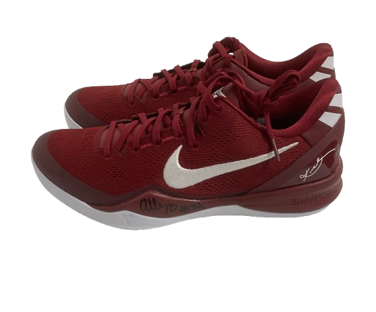 Ally Batenhorst USC Volleyball SIGNED Team Issued Kobe Shoes (Size 11)
