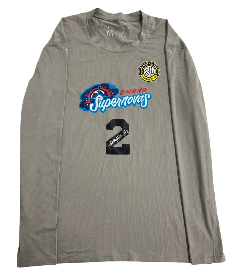 Sydney Hilley Omaha Supernovas SIGNED Player Exclusive Practice Worn Long Sleeve Shirt (Size M)