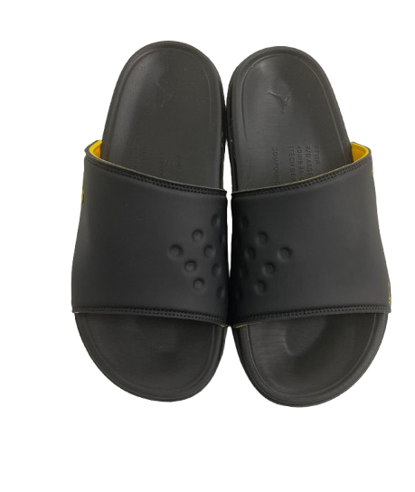 William Wagner Michigan Football Team Issued Slides (Size 13)