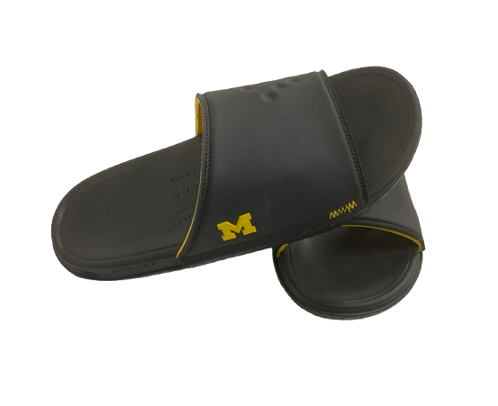 William Wagner Michigan Football Team Issued Slides (Size 13)