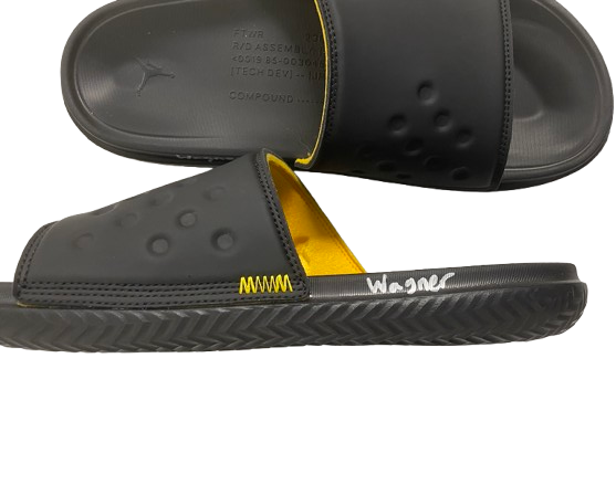 William Wagner Michigan Football Team Issued Slides (Size 13)