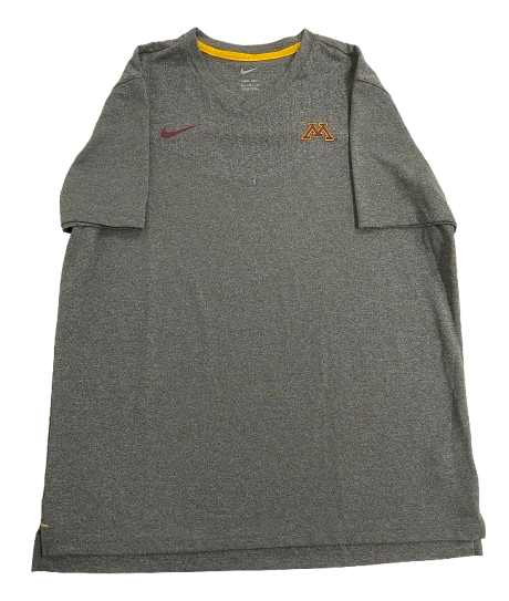 Jenna Wenaas Minnesota Volleyball Team Issued Workout Shirt (Size XL)