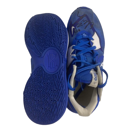 Elli McKissock Florida Volleyball Team Issued SIGNED & INSCRIBED "GO GATORS!" Game Worn Shoes (Size 6.5)