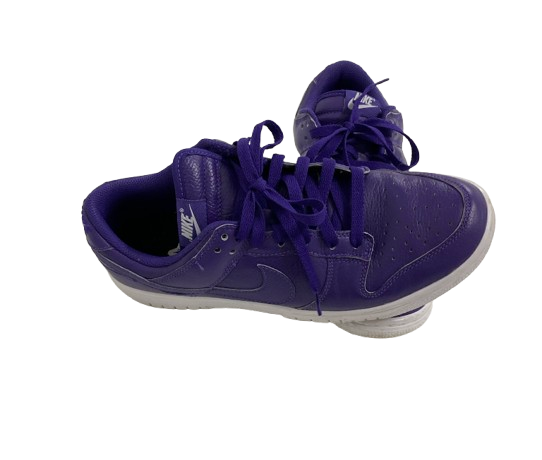 Kansas State Basketball Team Exclusive "EMAW" Nike Shoes (Size 9.5)