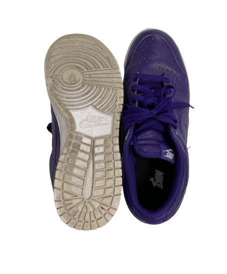 Kansas State Basketball Team Exclusive "EMAW" Nike Shoes (Size 9.5)