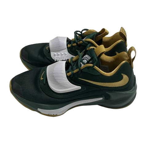 Tyson Walker Michigan State Basketball Player Exclusive Photo Day & Practice Worn Shoes (Size 11.5) - PHOTOMATCHED