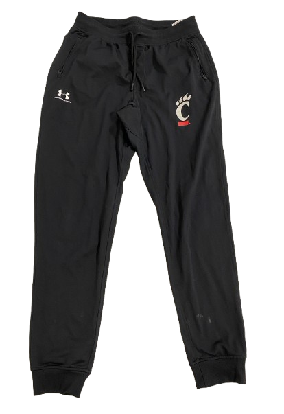 Rob Phinisee Cincinnati Basketball Team Issued Sweatpants (Size LT)