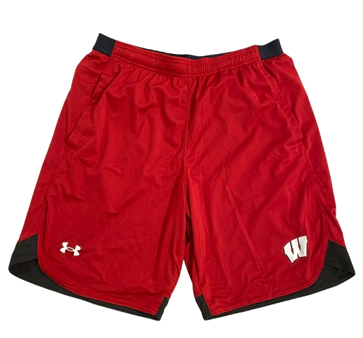 Graham Mertz Wisconsin Football Team Issued Workout Shorts (Size L)