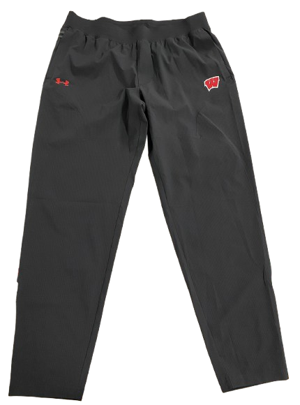 John Tonje Wisconsin Basketball Team Issued Sweatpants (Size XLT)