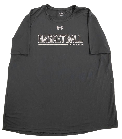 John Tonje Wisconsin Basketball Team Issued Workout Shirt (Size XL)