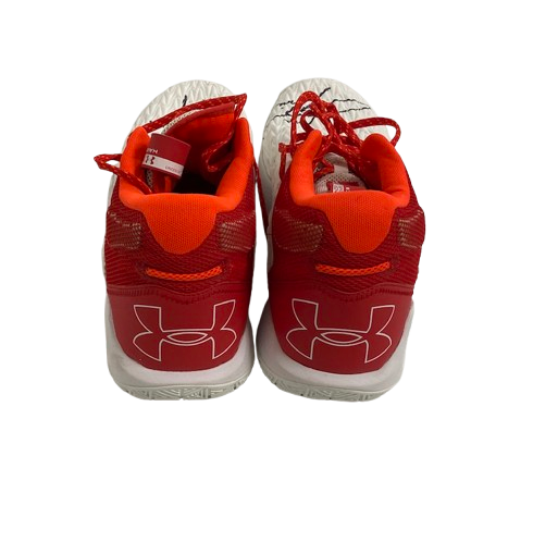 John Tonje Wisconsin Basketball Team Issued SIGNED & INSCRIBED Practice Worn & Photo Day Shoes (Size 15) - PHOTOMATCHED