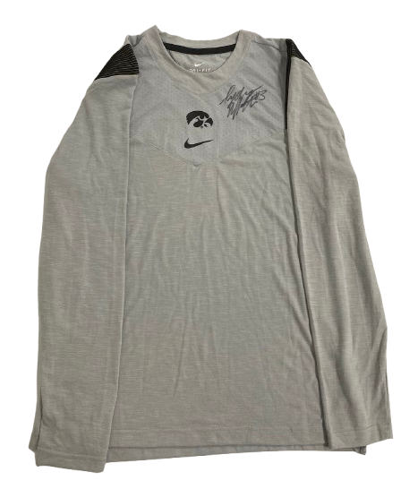 Sydney Affolter Iowa Basketball SIGNED Team Issued Long Sleeve Shirt (Size M)