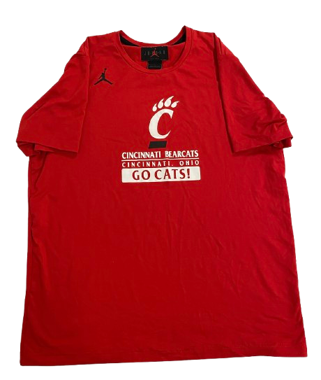 Dan Skillings Jr. Cincinnati Basketball Team Issued Workout Shirt (Size L)