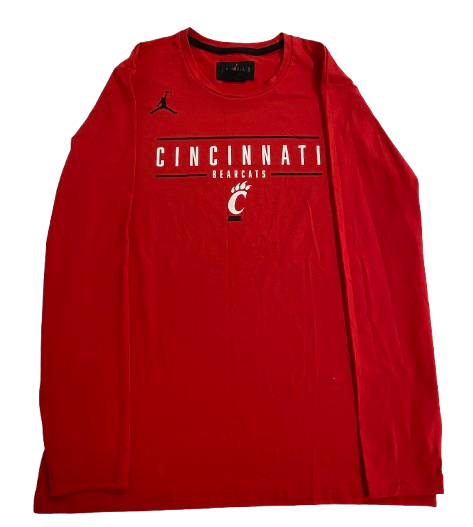 Dan Skillings Jr. Cincinnati Basketball Team Issued Long Sleeve Workout Shirt (Size L)