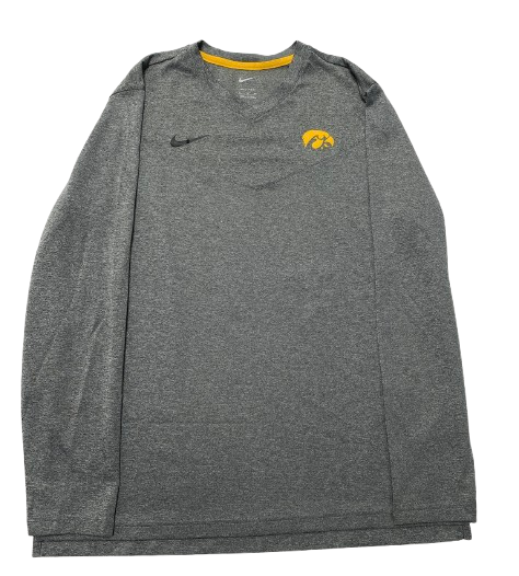 Payton Sandfort Iowa Basketball Team Issued Long Sleeve Shirt (Size XL)
