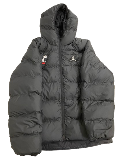 CJ Fredrick Cincinnati Basketball Player Exclusive Heavy Duty Winter Jacket (Size L)
